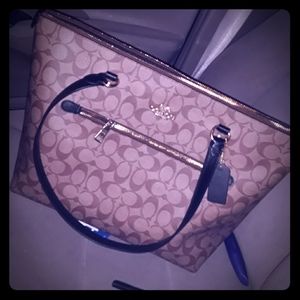 Coach Gallery Tote